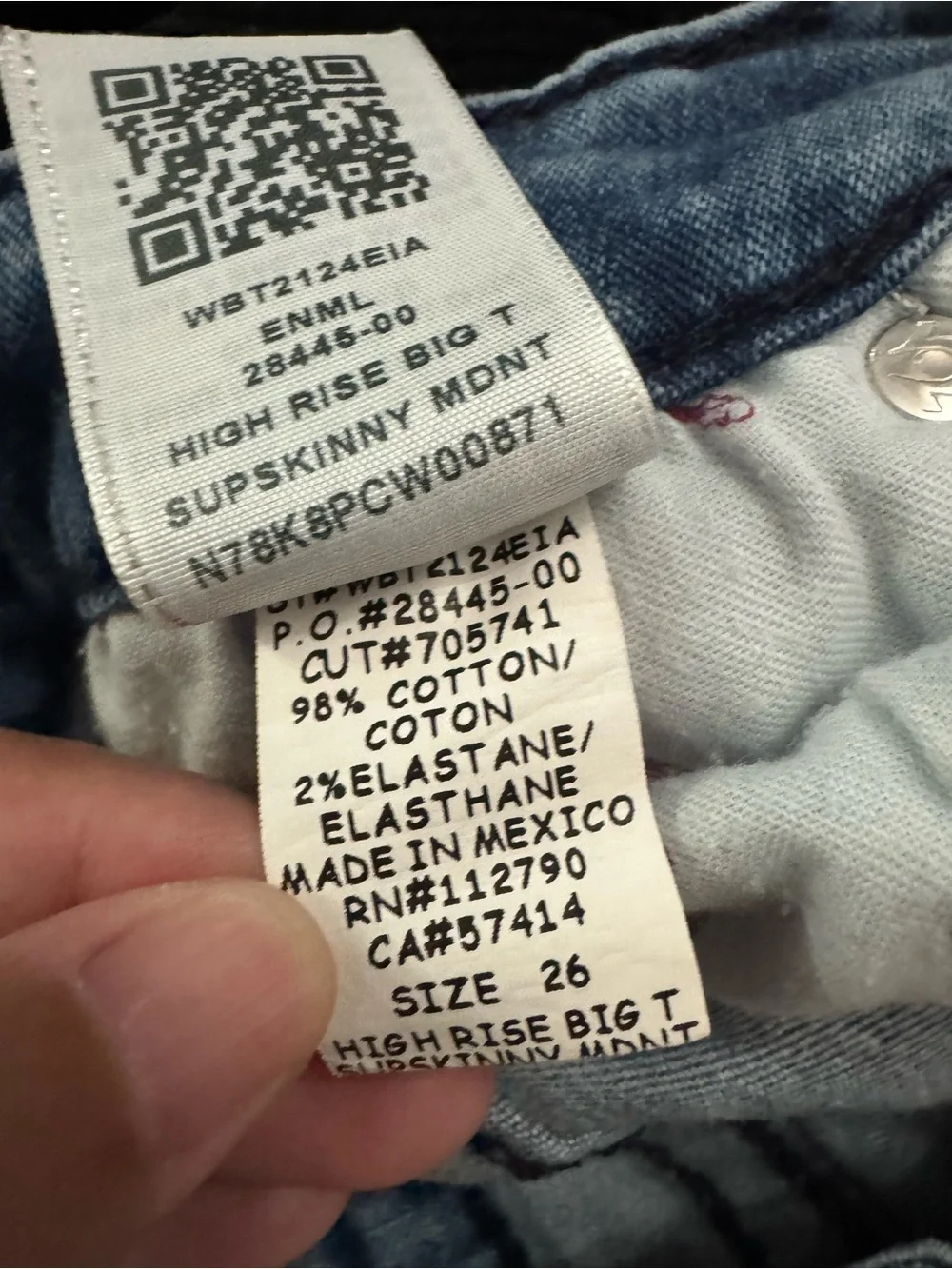 7 For All Mankind Light Wash Blue Skinny Jeans Size 26 Inseam 26 inches